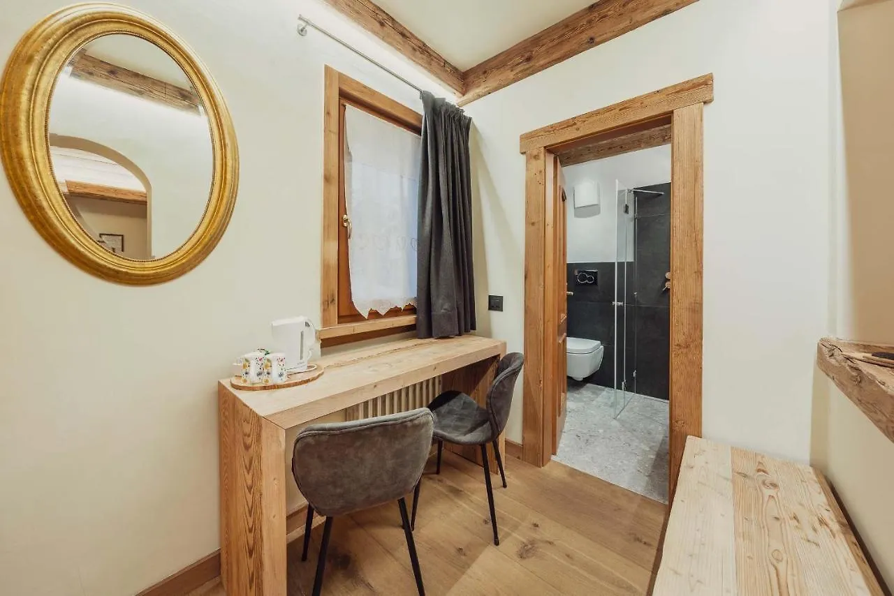 Hotel Ciasa Lorenzi Кортина-д'Ампеццо