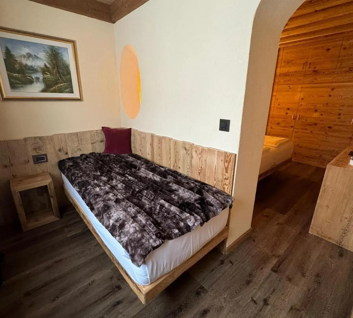 Hotel Ciasa Lorenzi Кортина-д'Ампеццо
